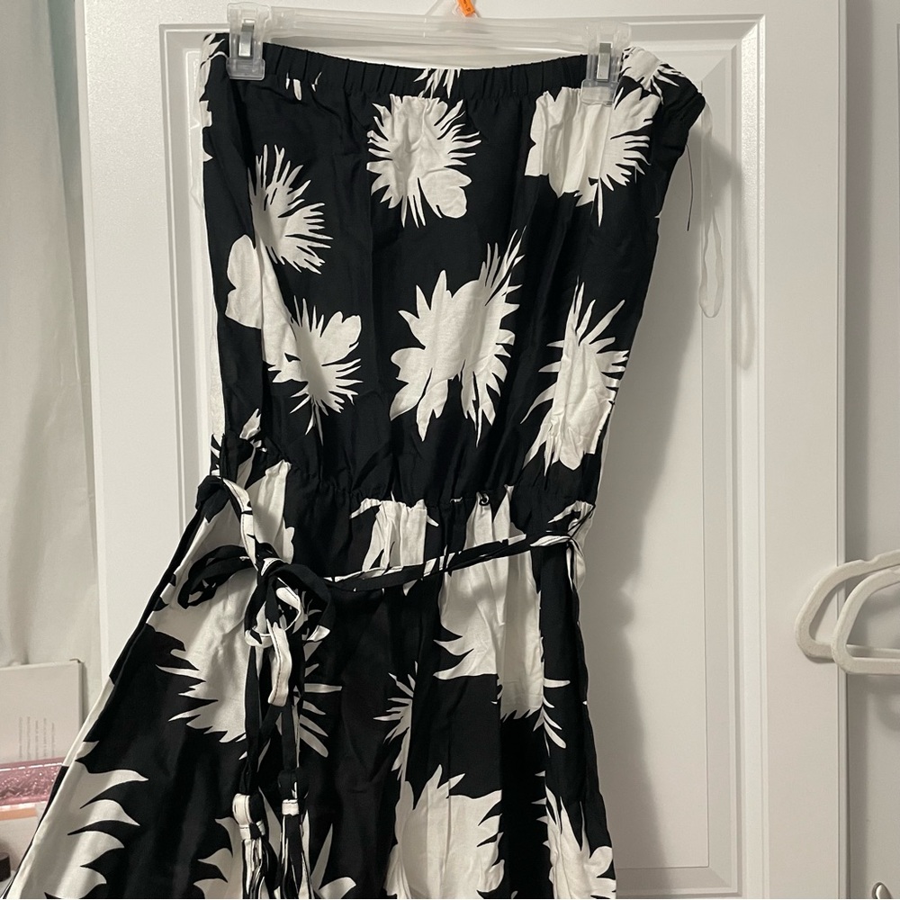 Sleeveless jumpsuit